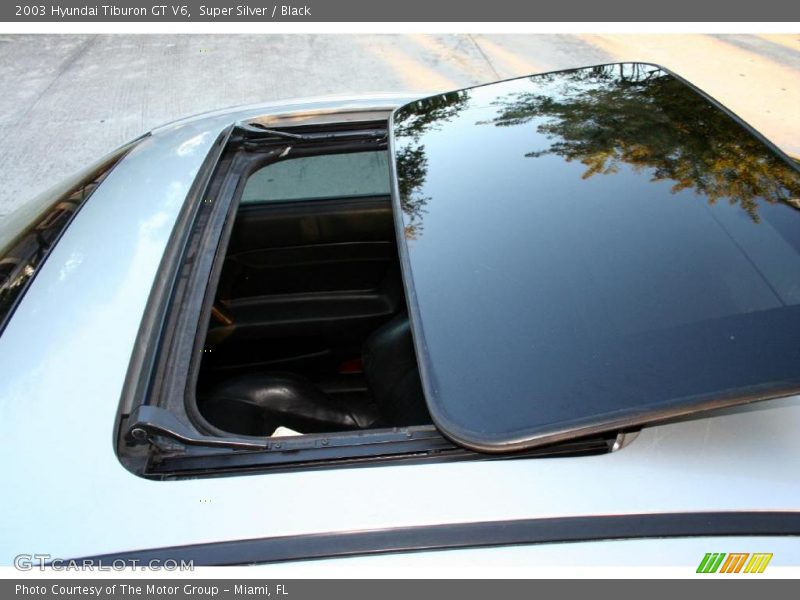 Super Silver / Black 2003 Hyundai Tiburon GT V6
