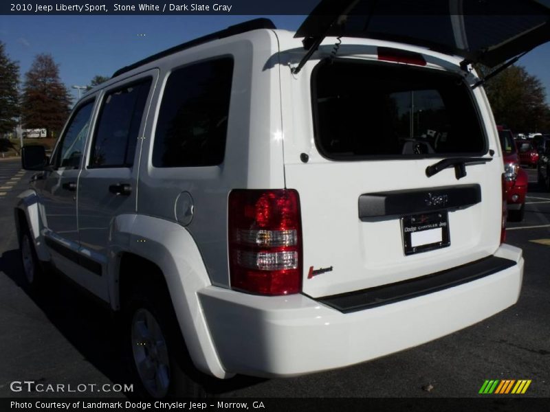 Stone White / Dark Slate Gray 2010 Jeep Liberty Sport