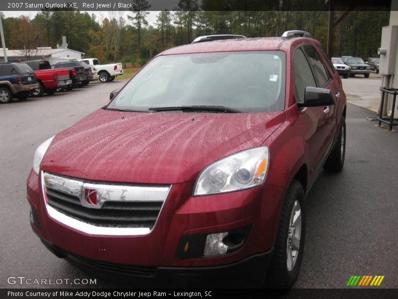 Red Jewel / Black 2007 Saturn Outlook XE