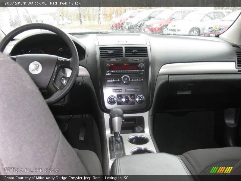 Red Jewel / Black 2007 Saturn Outlook XE