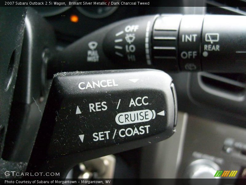 Brilliant Silver Metallic / Dark Charcoal Tweed 2007 Subaru Outback 2.5i Wagon