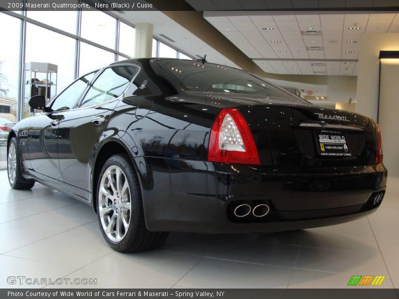 Nero (Black) / Cuoio 2009 Maserati Quattroporte
