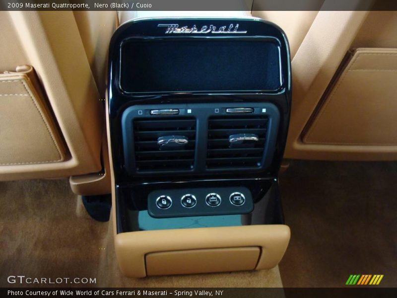 Nero (Black) / Cuoio 2009 Maserati Quattroporte