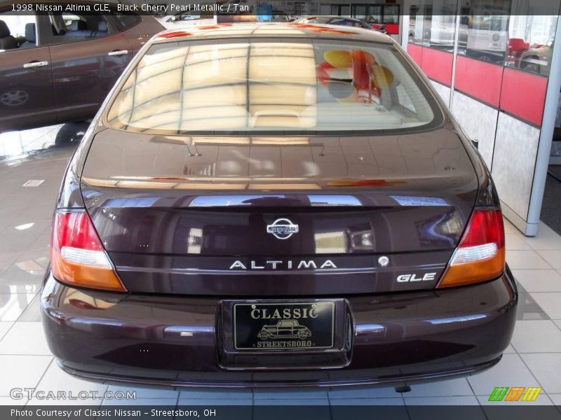 Black Cherry Pearl Metallic / Tan 1998 Nissan Altima GLE