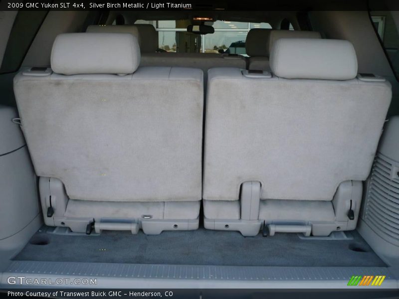Silver Birch Metallic / Light Titanium 2009 GMC Yukon SLT 4x4