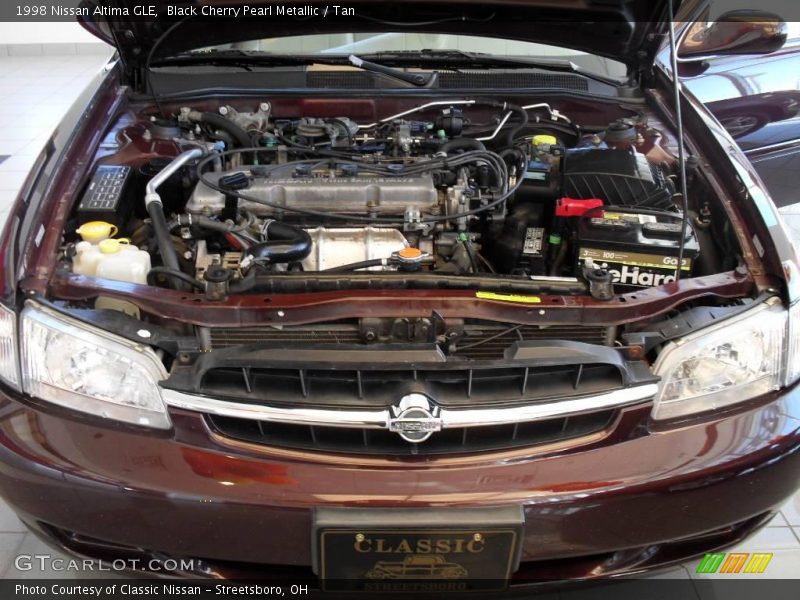 Black Cherry Pearl Metallic / Tan 1998 Nissan Altima GLE