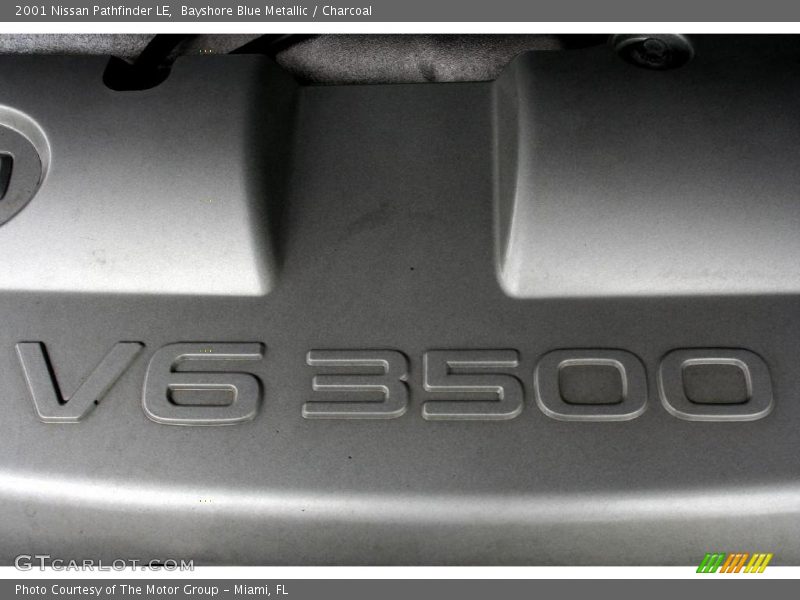 Bayshore Blue Metallic / Charcoal 2001 Nissan Pathfinder LE
