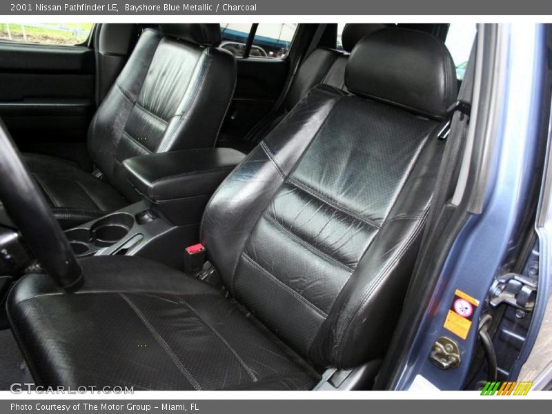 Bayshore Blue Metallic / Charcoal 2001 Nissan Pathfinder LE