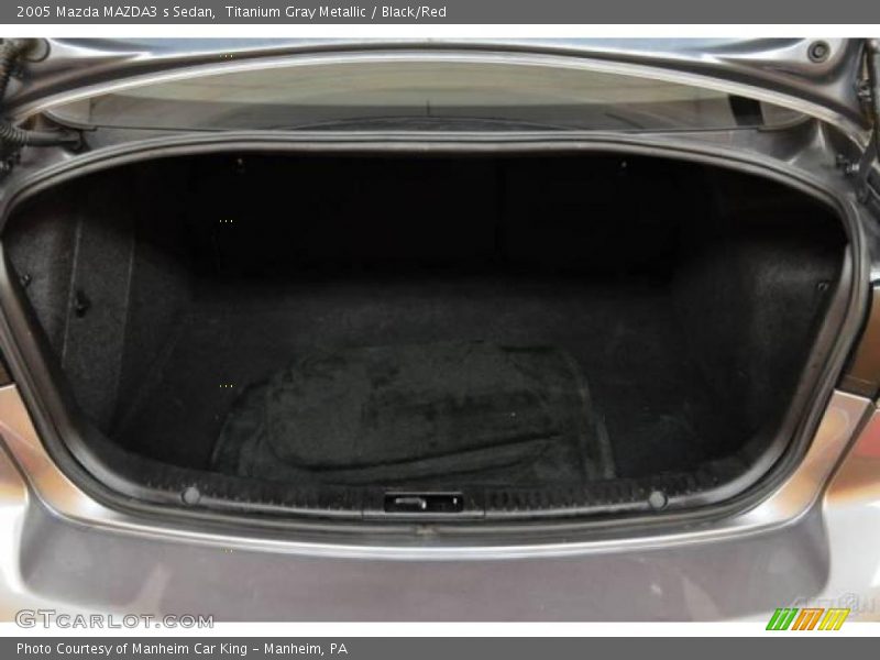 Titanium Gray Metallic / Black/Red 2005 Mazda MAZDA3 s Sedan