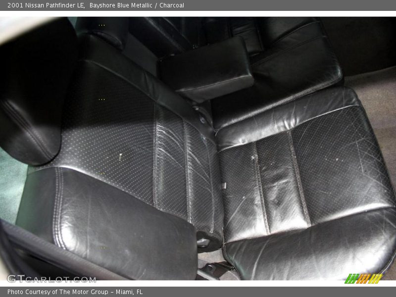 Bayshore Blue Metallic / Charcoal 2001 Nissan Pathfinder LE