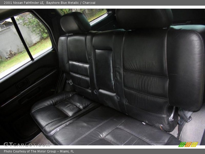 Bayshore Blue Metallic / Charcoal 2001 Nissan Pathfinder LE