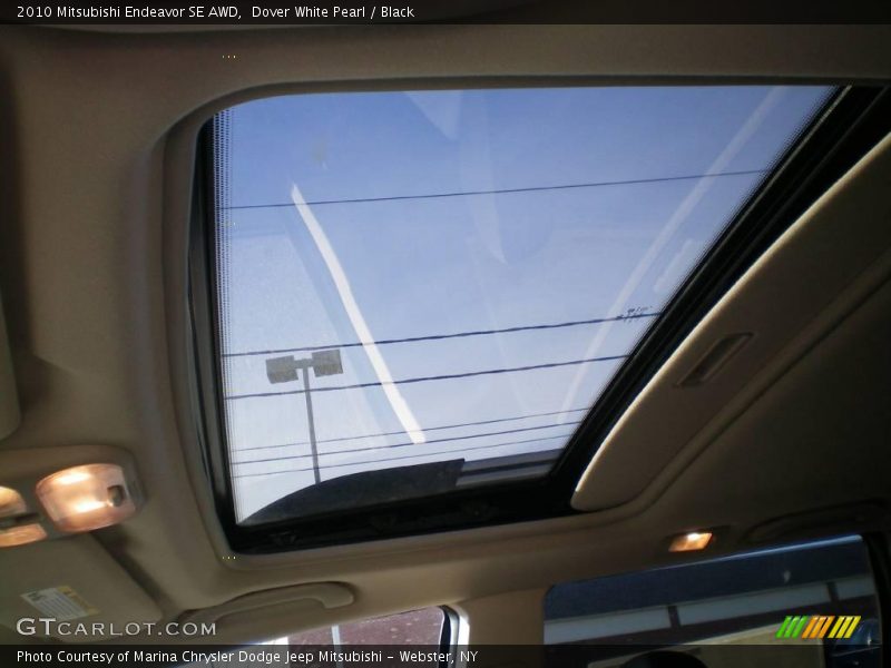 Dover White Pearl / Black 2010 Mitsubishi Endeavor SE AWD