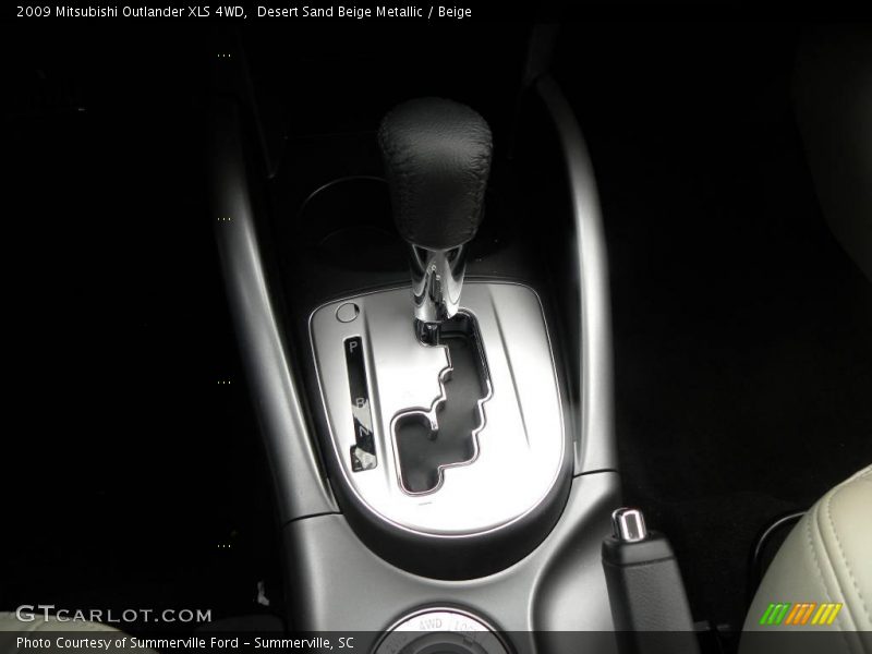 Desert Sand Beige Metallic / Beige 2009 Mitsubishi Outlander XLS 4WD