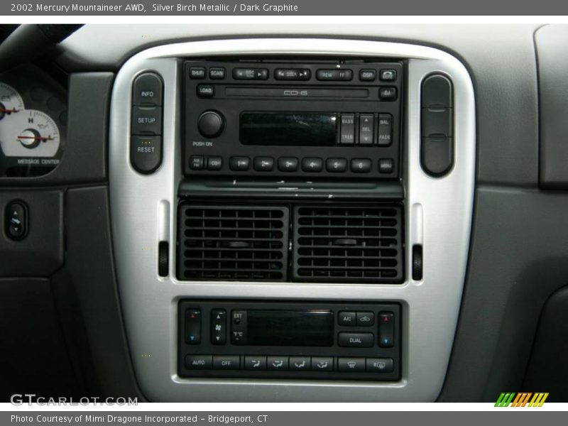 Silver Birch Metallic / Dark Graphite 2002 Mercury Mountaineer AWD