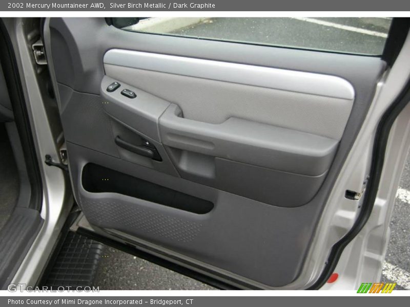 Silver Birch Metallic / Dark Graphite 2002 Mercury Mountaineer AWD