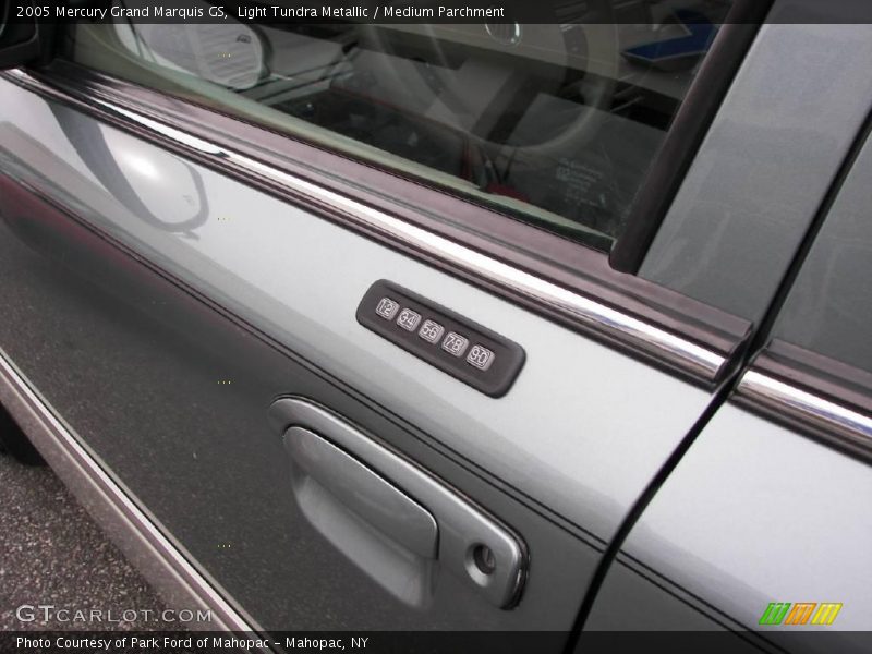 Light Tundra Metallic / Medium Parchment 2005 Mercury Grand Marquis GS