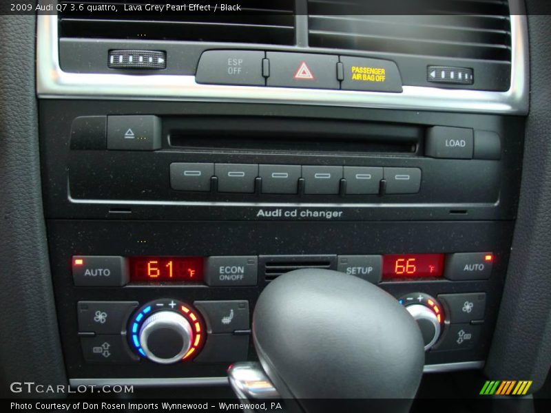 Lava Grey Pearl Effect / Black 2009 Audi Q7 3.6 quattro