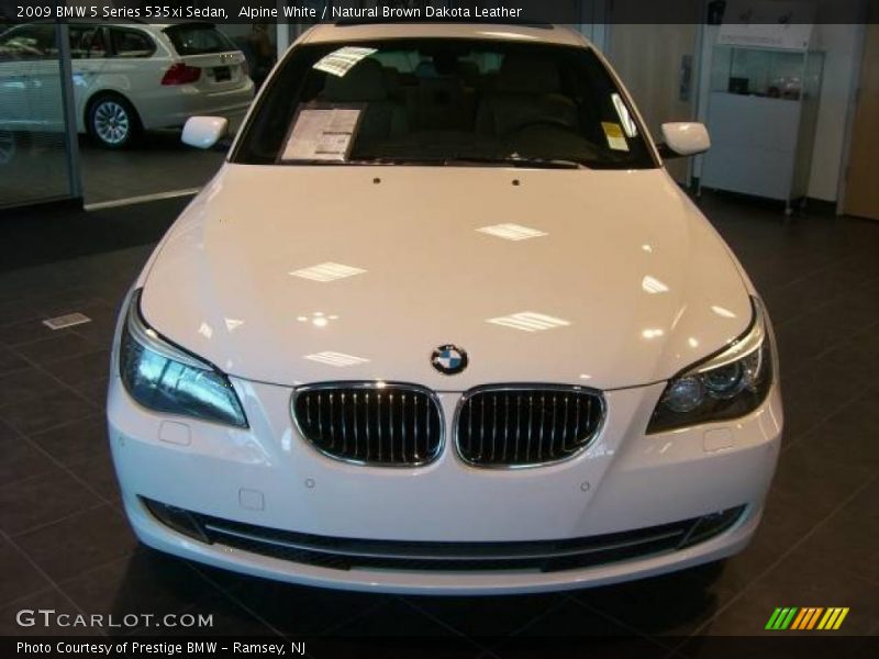 Alpine White / Natural Brown Dakota Leather 2009 BMW 5 Series 535xi Sedan