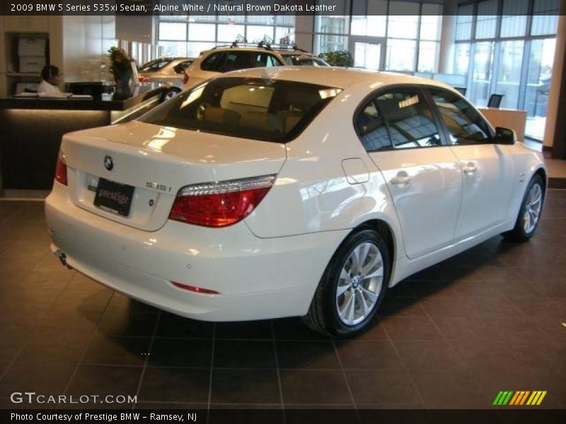 Alpine White / Natural Brown Dakota Leather 2009 BMW 5 Series 535xi Sedan