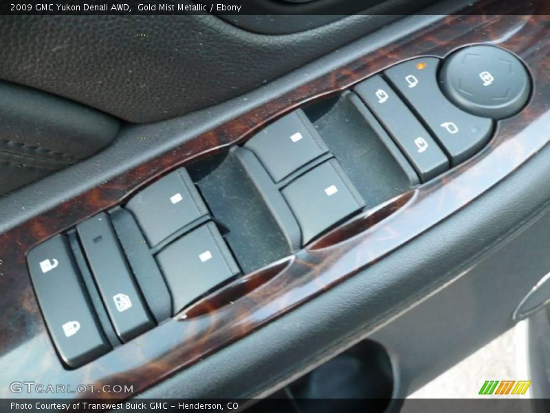 Gold Mist Metallic / Ebony 2009 GMC Yukon Denali AWD