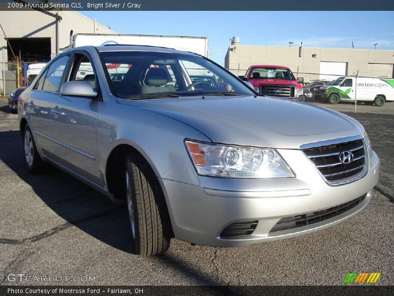 Bright Silver / Gray 2009 Hyundai Sonata GLS