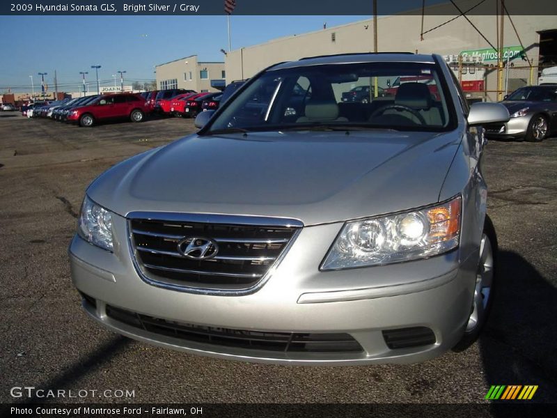 Bright Silver / Gray 2009 Hyundai Sonata GLS
