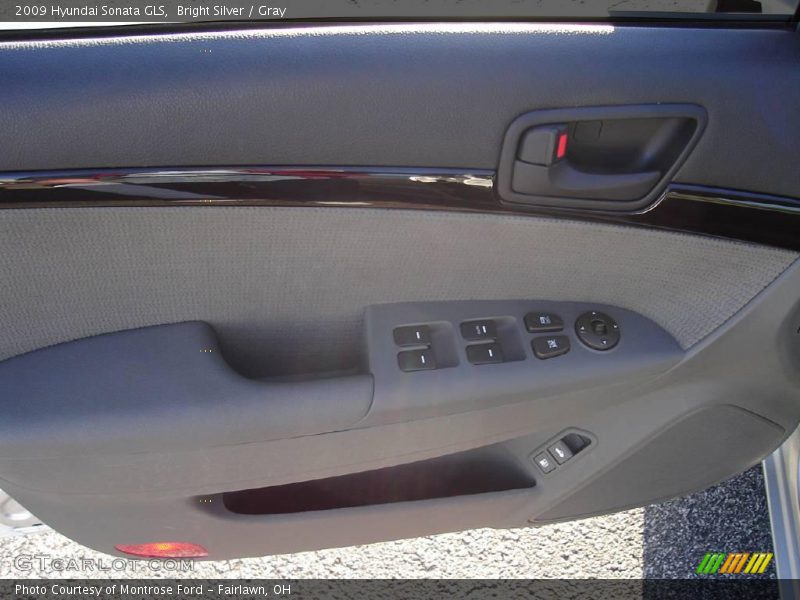 Bright Silver / Gray 2009 Hyundai Sonata GLS