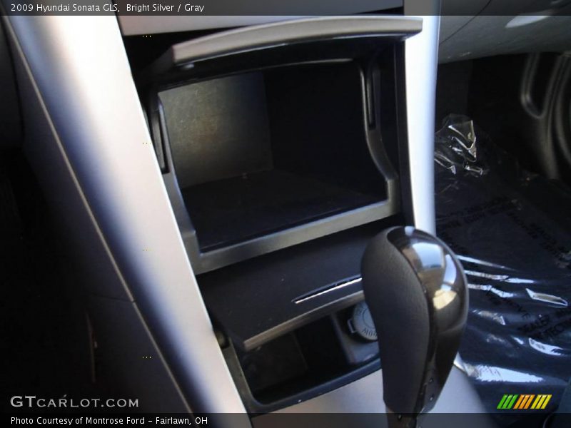 Bright Silver / Gray 2009 Hyundai Sonata GLS