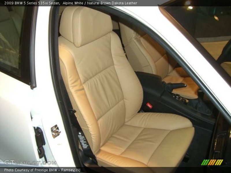 Alpine White / Natural Brown Dakota Leather 2009 BMW 5 Series 535xi Sedan