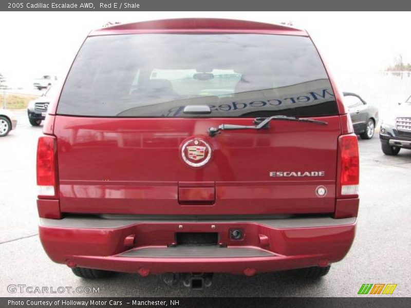 Red E / Shale 2005 Cadillac Escalade AWD