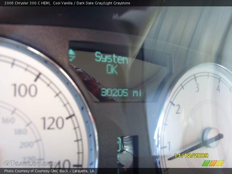Cool Vanilla / Dark Slate Gray/Light Graystone 2006 Chrysler 300 C HEMI