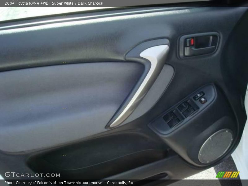 Super White / Dark Charcoal 2004 Toyota RAV4 4WD