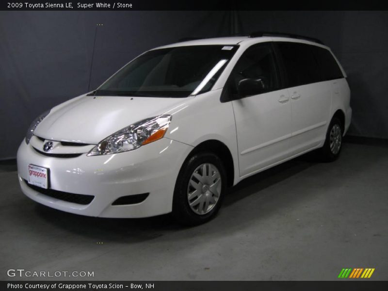 Super White / Stone 2009 Toyota Sienna LE