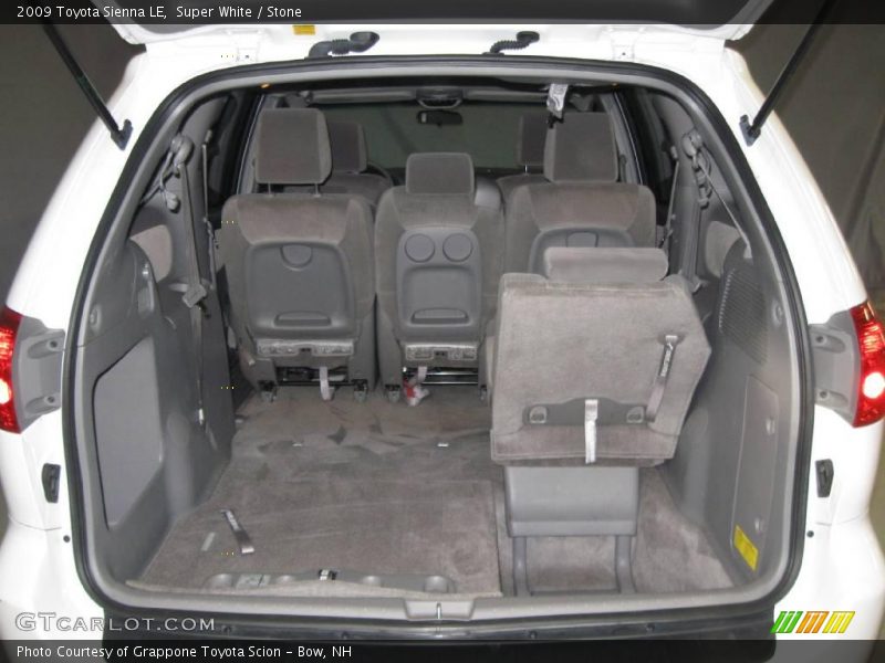 Super White / Stone 2009 Toyota Sienna LE