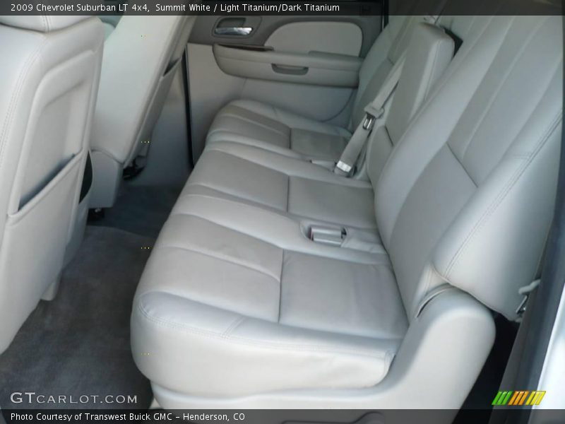 Summit White / Light Titanium/Dark Titanium 2009 Chevrolet Suburban LT 4x4