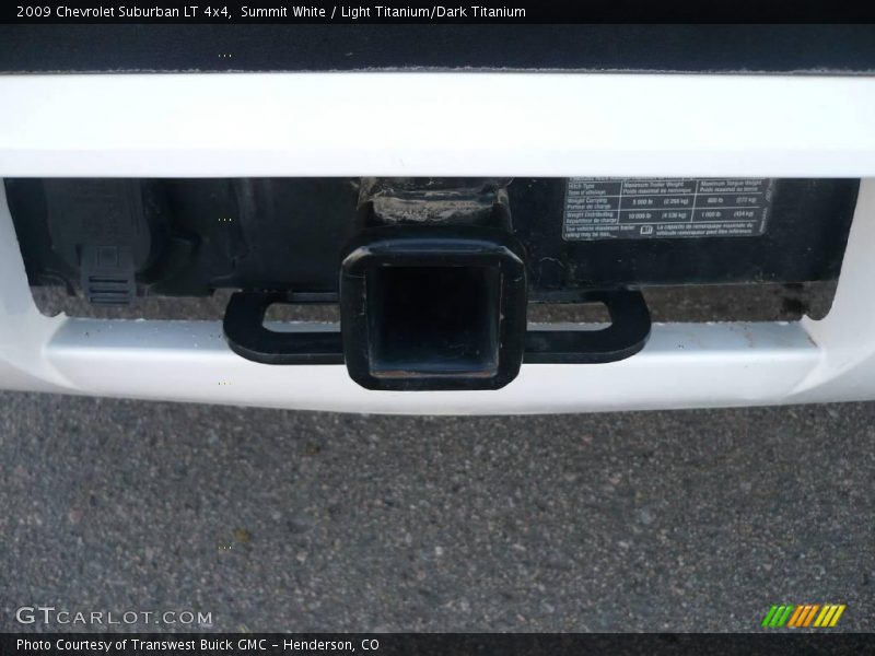 Summit White / Light Titanium/Dark Titanium 2009 Chevrolet Suburban LT 4x4