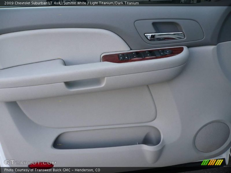 Summit White / Light Titanium/Dark Titanium 2009 Chevrolet Suburban LT 4x4
