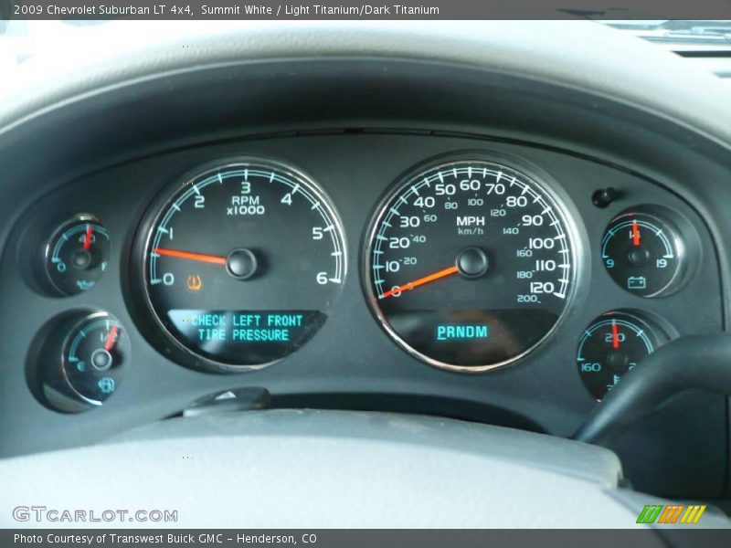 Summit White / Light Titanium/Dark Titanium 2009 Chevrolet Suburban LT 4x4