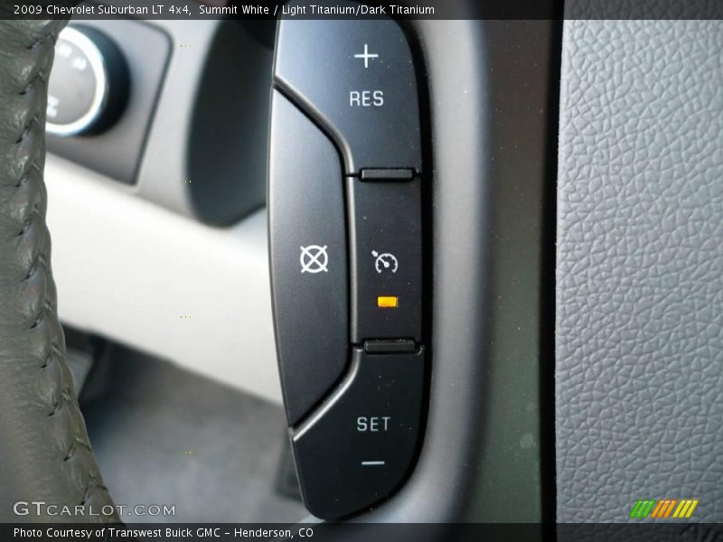 Summit White / Light Titanium/Dark Titanium 2009 Chevrolet Suburban LT 4x4