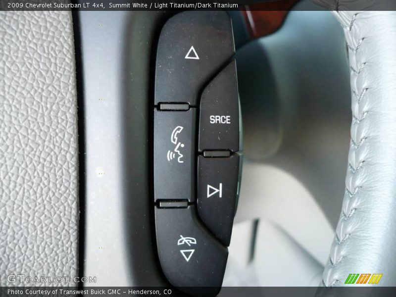 Summit White / Light Titanium/Dark Titanium 2009 Chevrolet Suburban LT 4x4