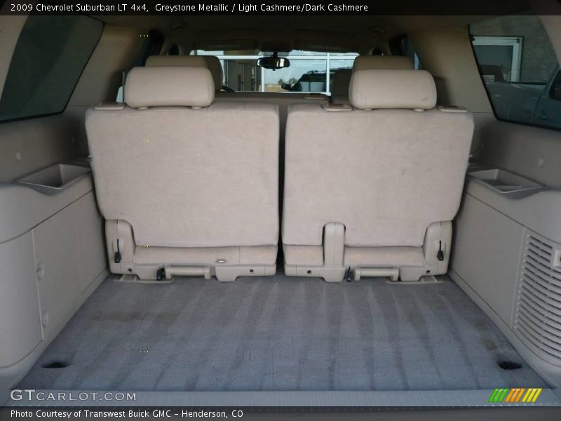 Greystone Metallic / Light Cashmere/Dark Cashmere 2009 Chevrolet Suburban LT 4x4