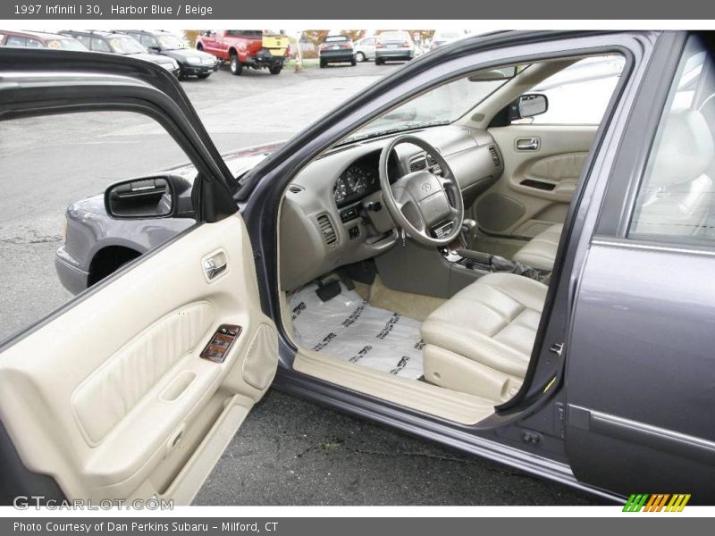 Harbor Blue / Beige 1997 Infiniti I 30