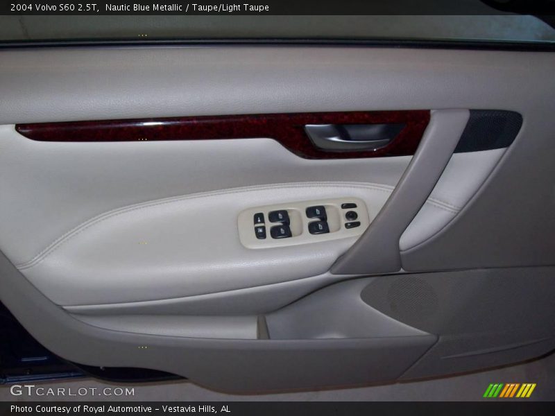 Nautic Blue Metallic / Taupe/Light Taupe 2004 Volvo S60 2.5T