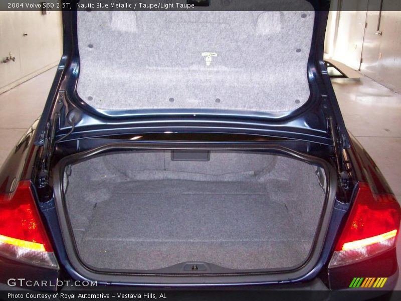 Nautic Blue Metallic / Taupe/Light Taupe 2004 Volvo S60 2.5T