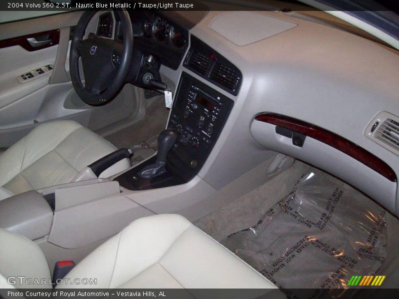 Nautic Blue Metallic / Taupe/Light Taupe 2004 Volvo S60 2.5T