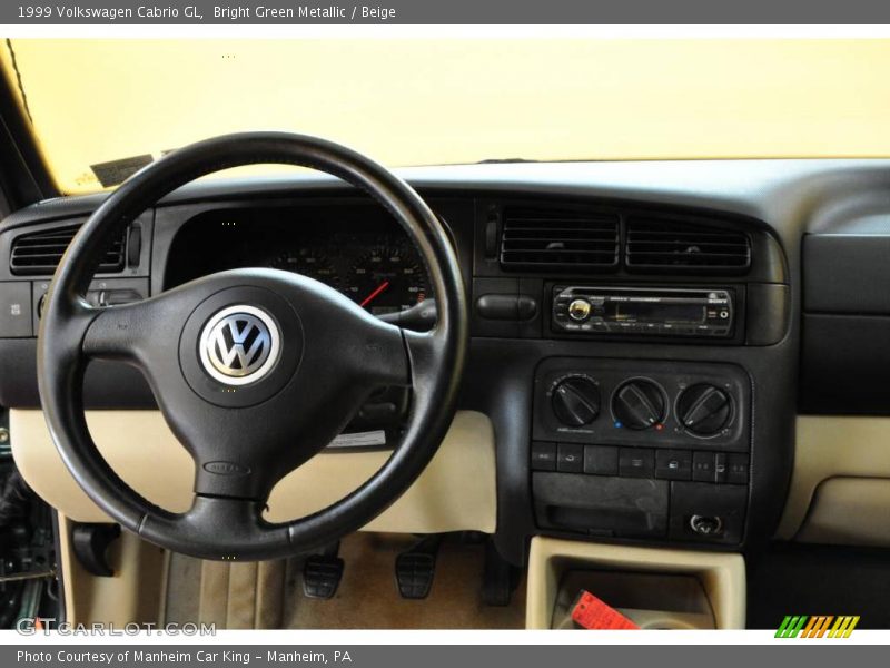 Bright Green Metallic / Beige 1999 Volkswagen Cabrio GL