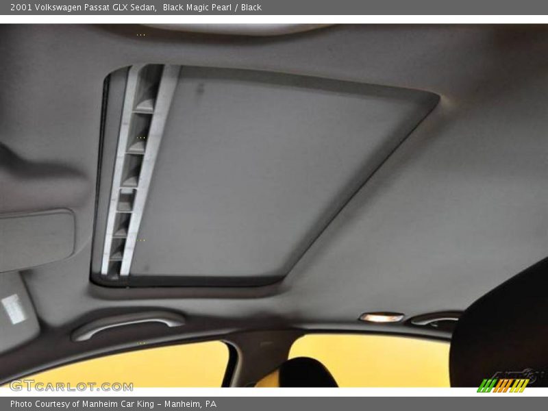 Black Magic Pearl / Black 2001 Volkswagen Passat GLX Sedan