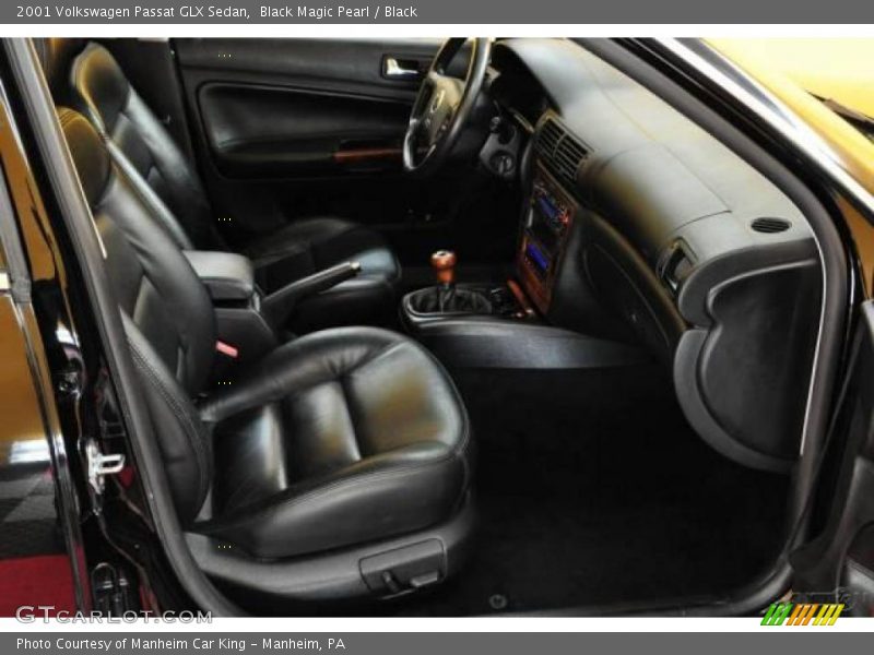 Black Magic Pearl / Black 2001 Volkswagen Passat GLX Sedan