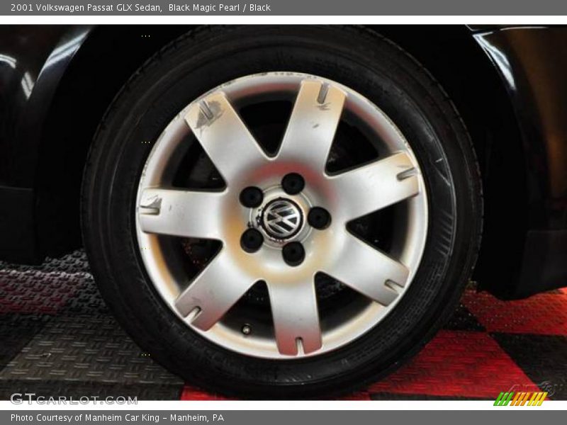 Black Magic Pearl / Black 2001 Volkswagen Passat GLX Sedan