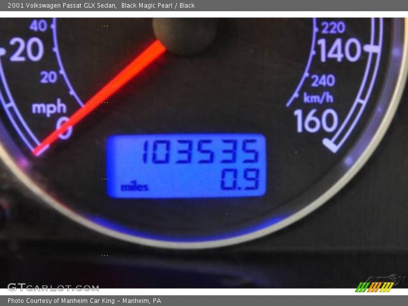 Black Magic Pearl / Black 2001 Volkswagen Passat GLX Sedan